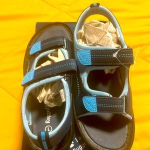 Rugged Bear boy sandals